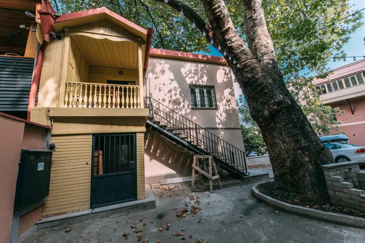 טביליסי Atoneli Apartment Hotel מראה חיצוני תמונה