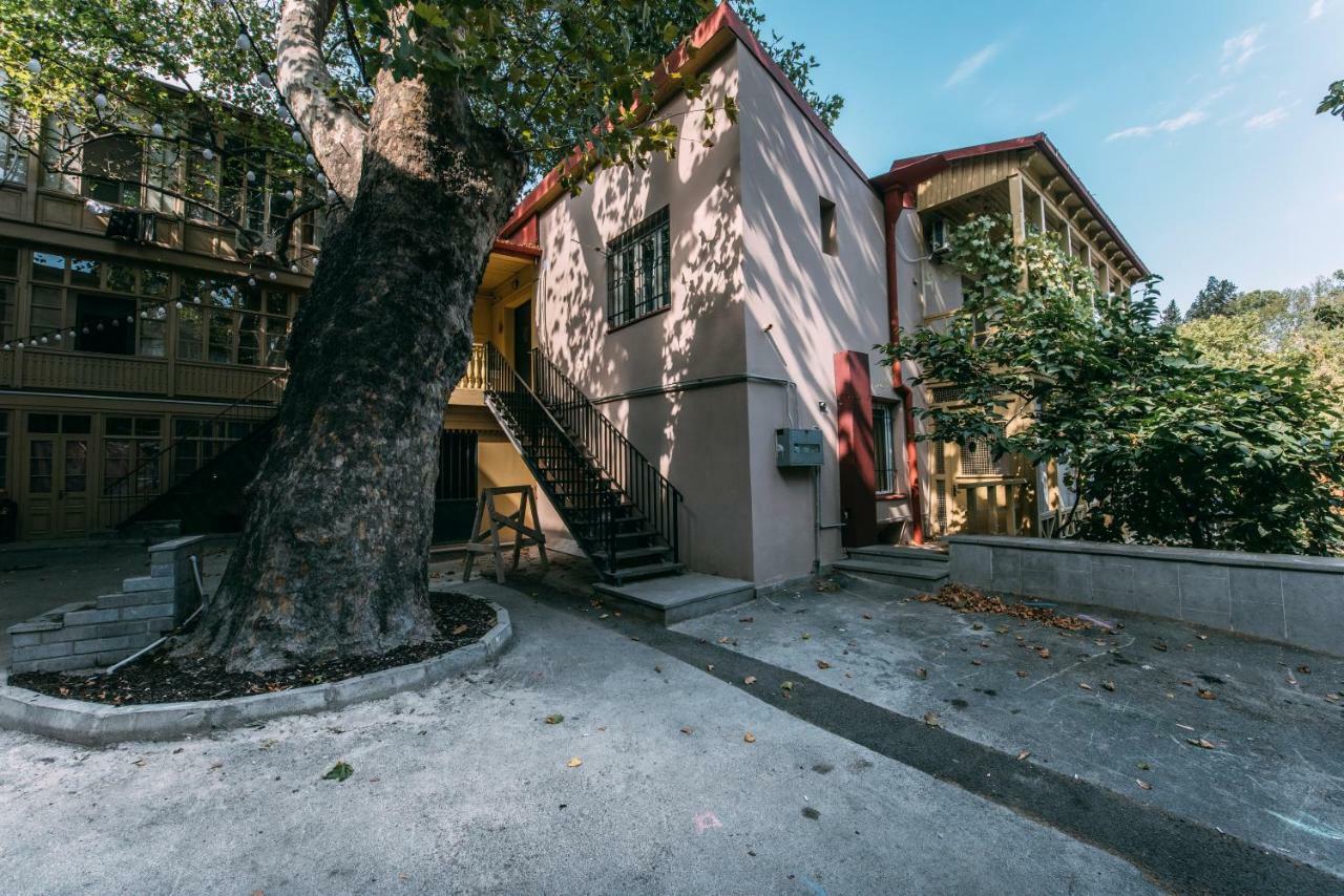 טביליסי Atoneli Apartment Hotel מראה חיצוני תמונה